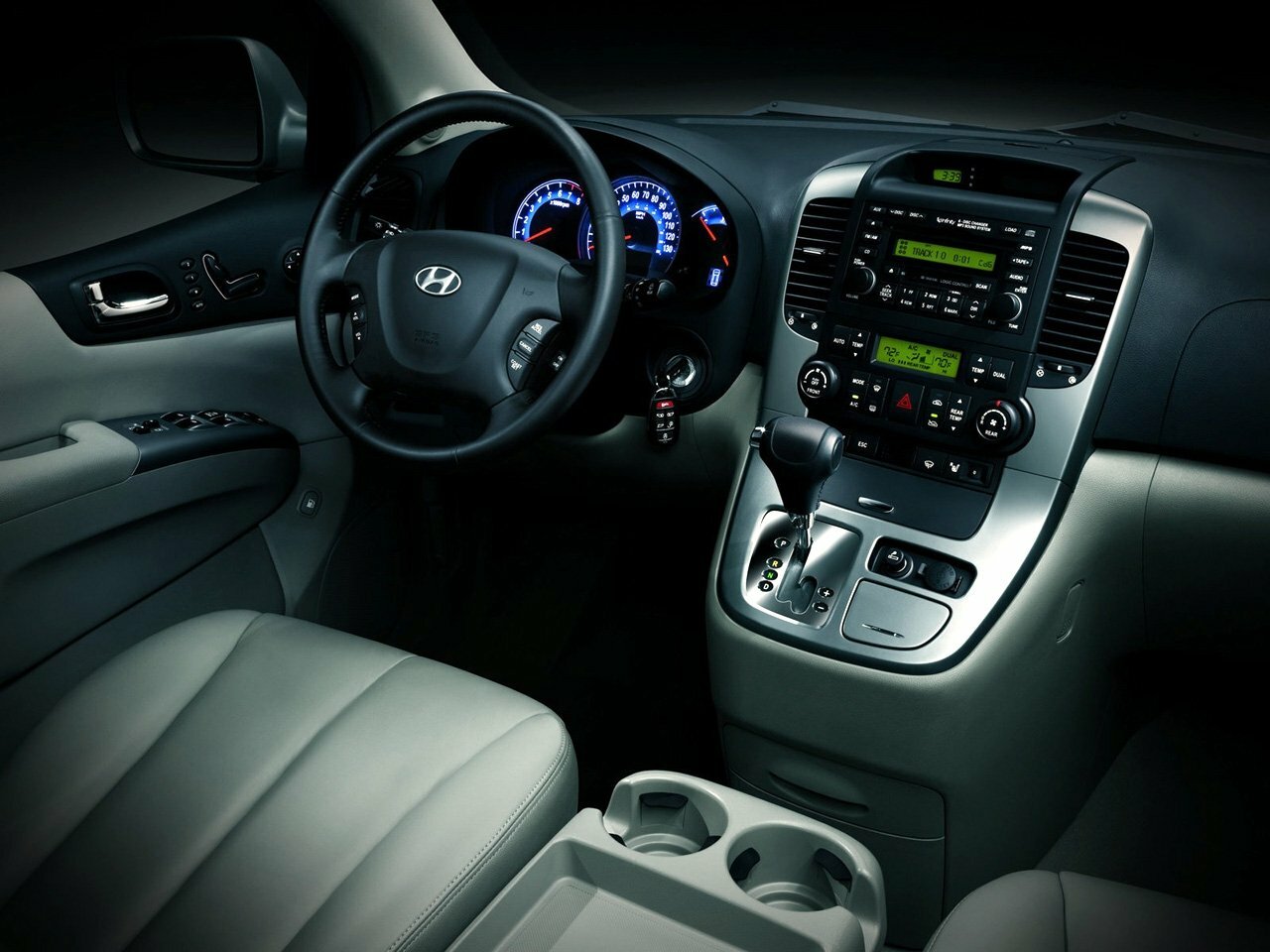 Hyundai Entourage, 2009, фото 6