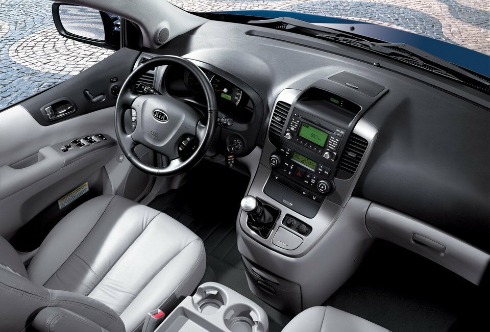 Kia Carnival II, 2012, фото 6