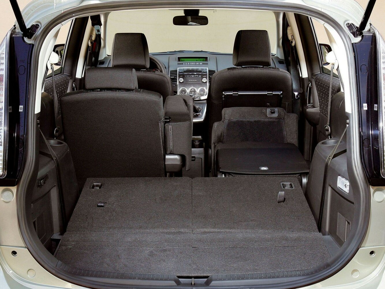 Mazda 5 I (CR) Рестайлинг, 2007, фото 12