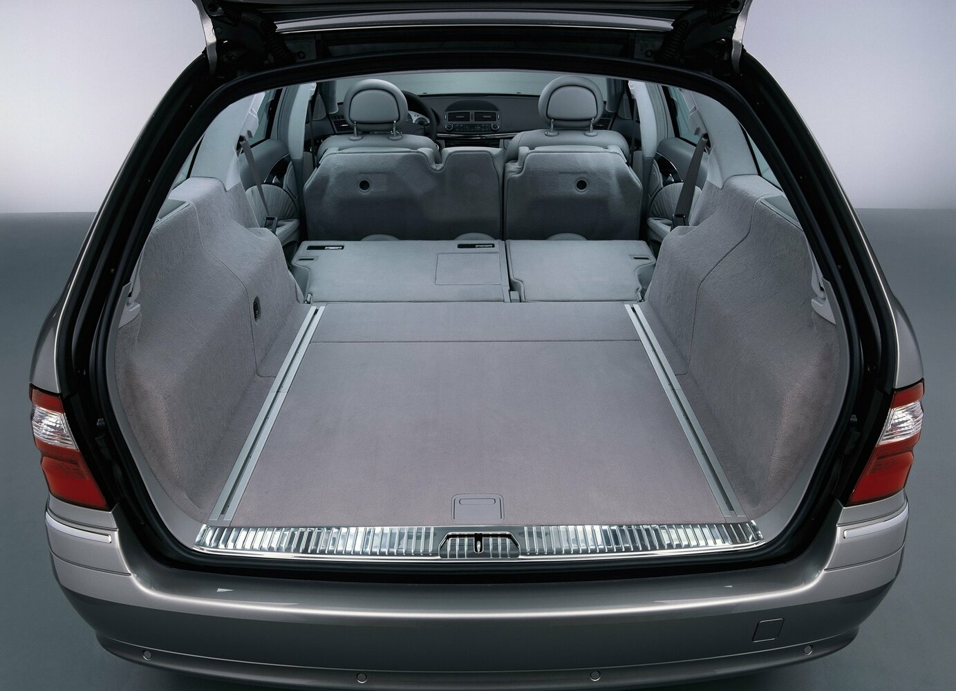 Mercedes-Benz E-Класс III (W211, S211) Рестайлинг, 2007, фото 14
