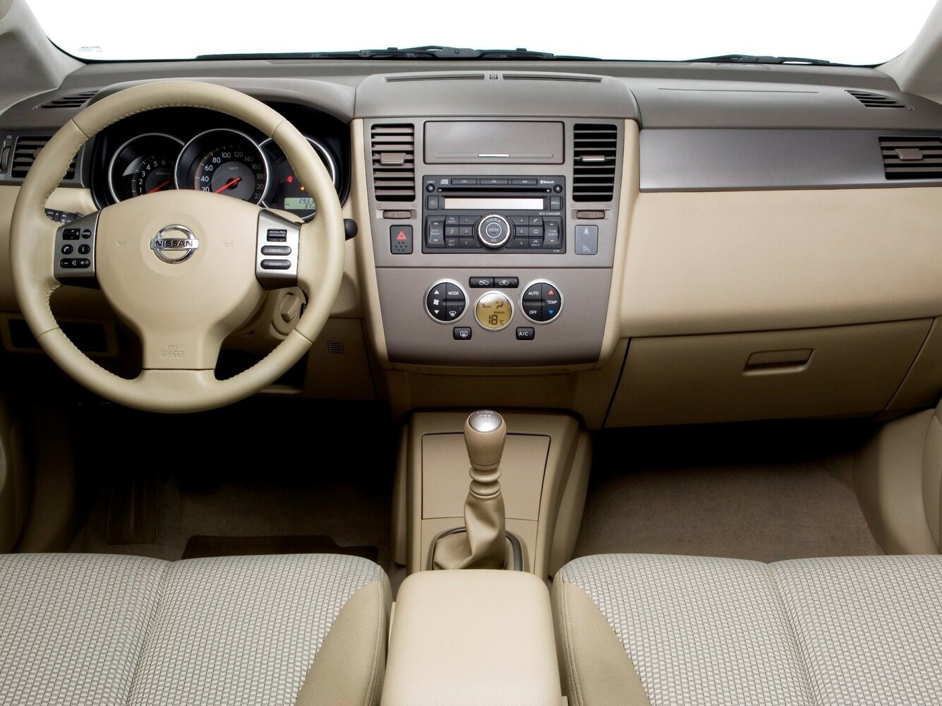 Nissan Tiida I Рестайлинг, 2010, фото 3