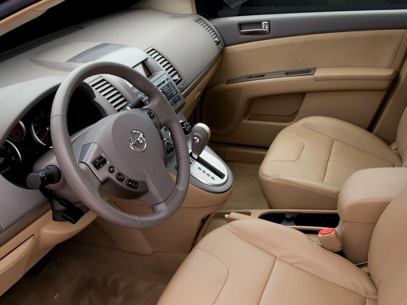Nissan Sentra VI (B16), 2006, фото 5