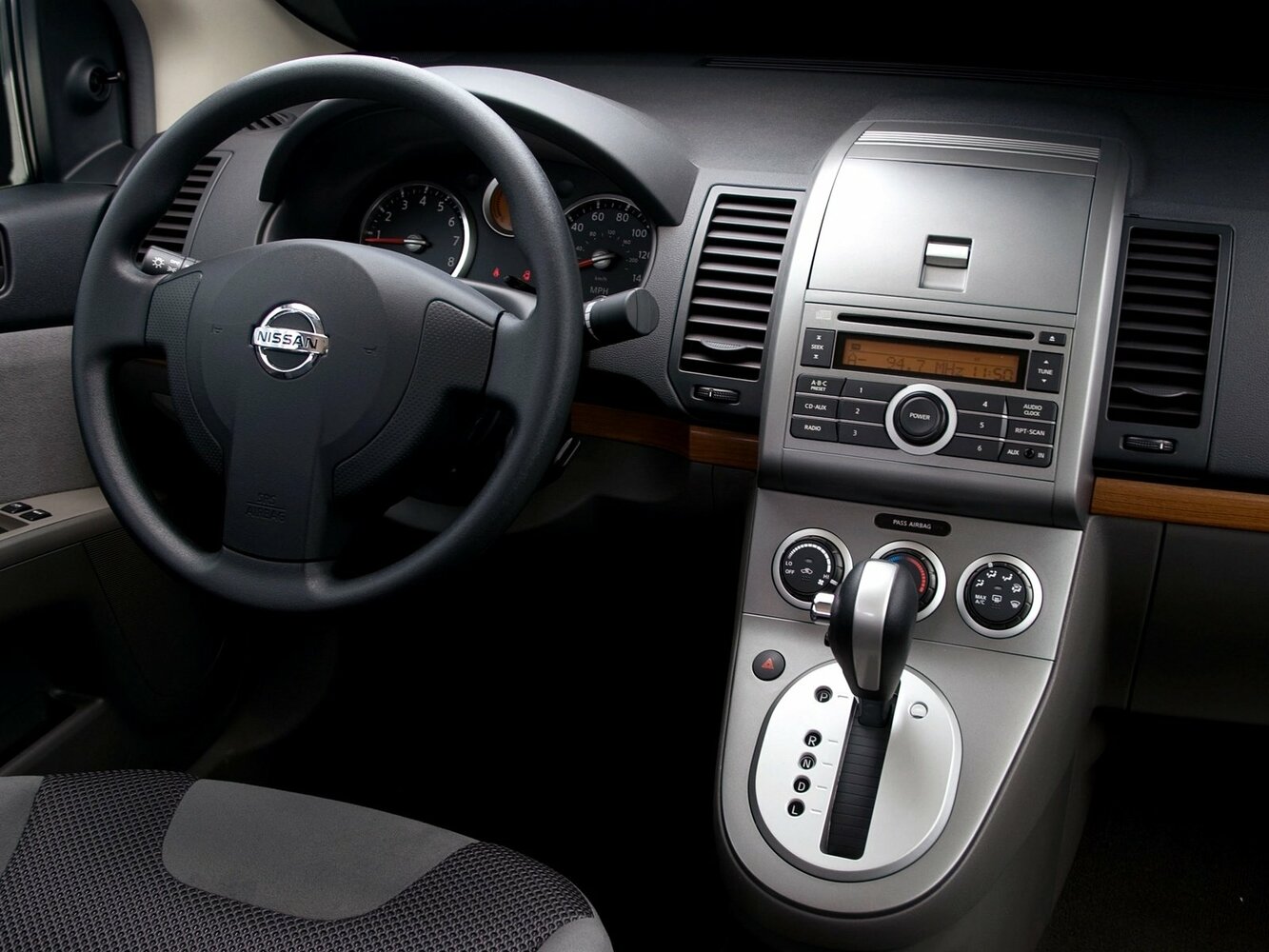 Nissan Sentra VI (B16), 2006, фото 4