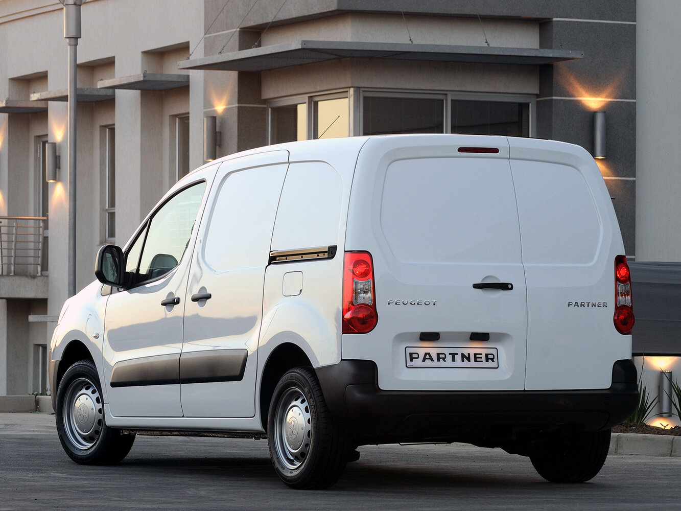 Peugeot Partner II, 2010, фото 8