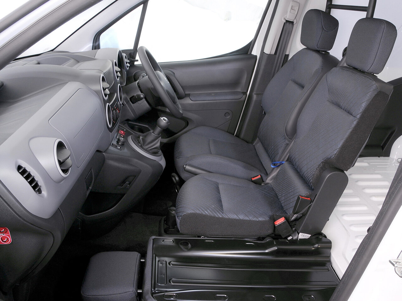 Peugeot Partner II, 2010, фото 7