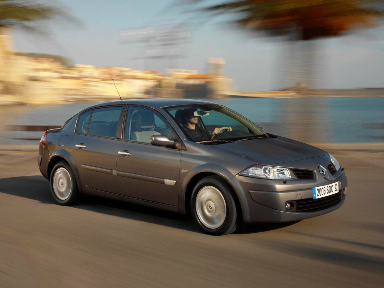 Renault Megane II Рестайлинг, 2006, фото 8