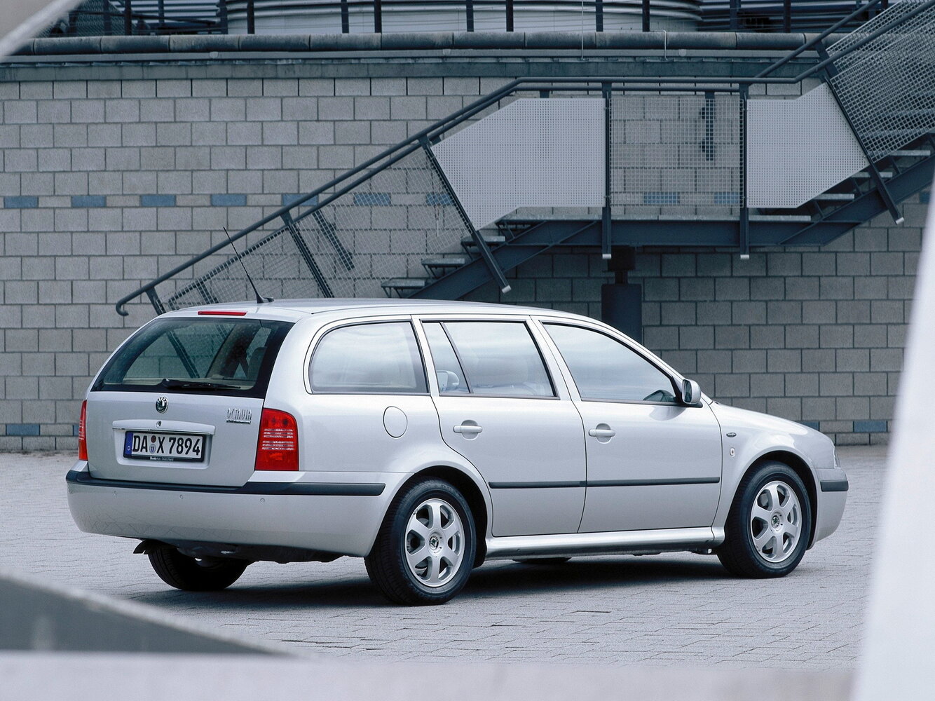 Skoda Octavia I (A4) Рестайлинг, 2002, фото 6