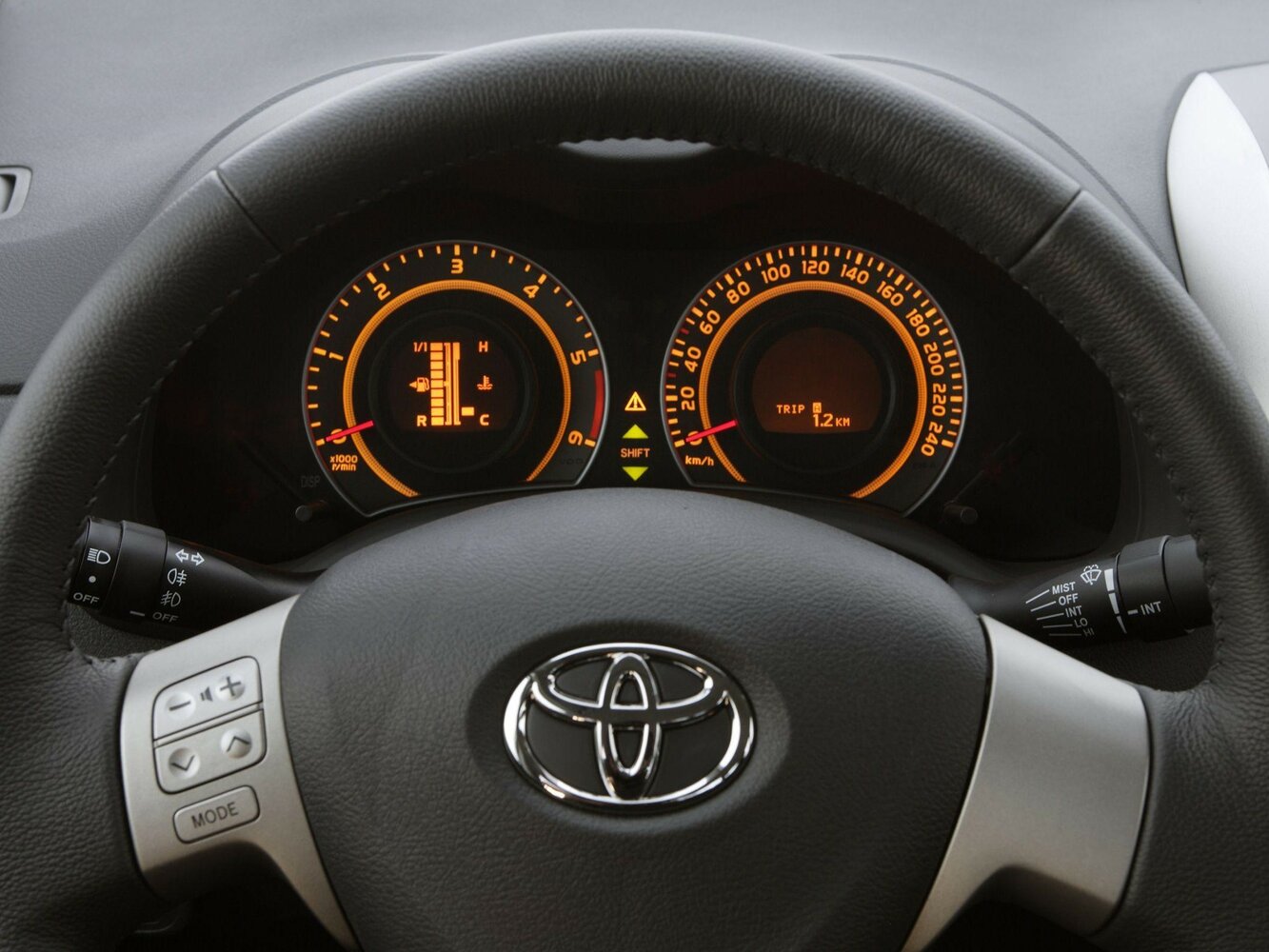 Toyota Corolla X (E140, E150), 2006, фото 4