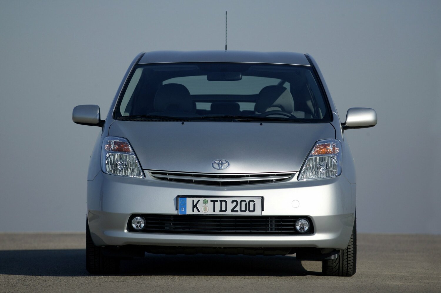 Toyota Prius II (XW20), 2004, фото 3