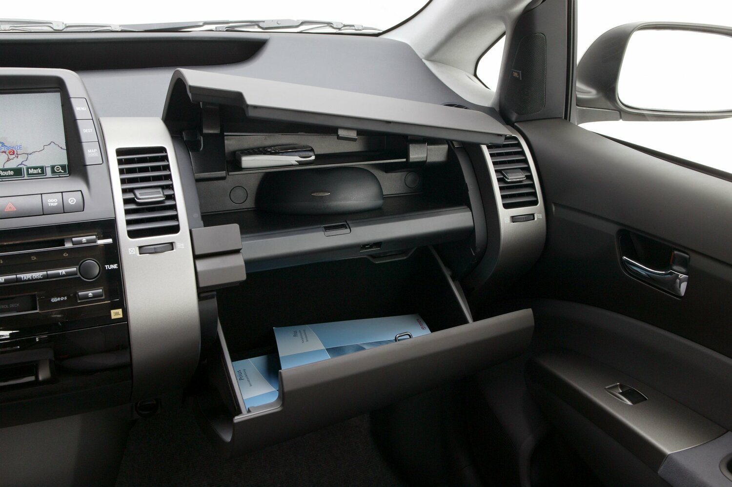 Toyota Prius II (XW20), 2004, фото 2