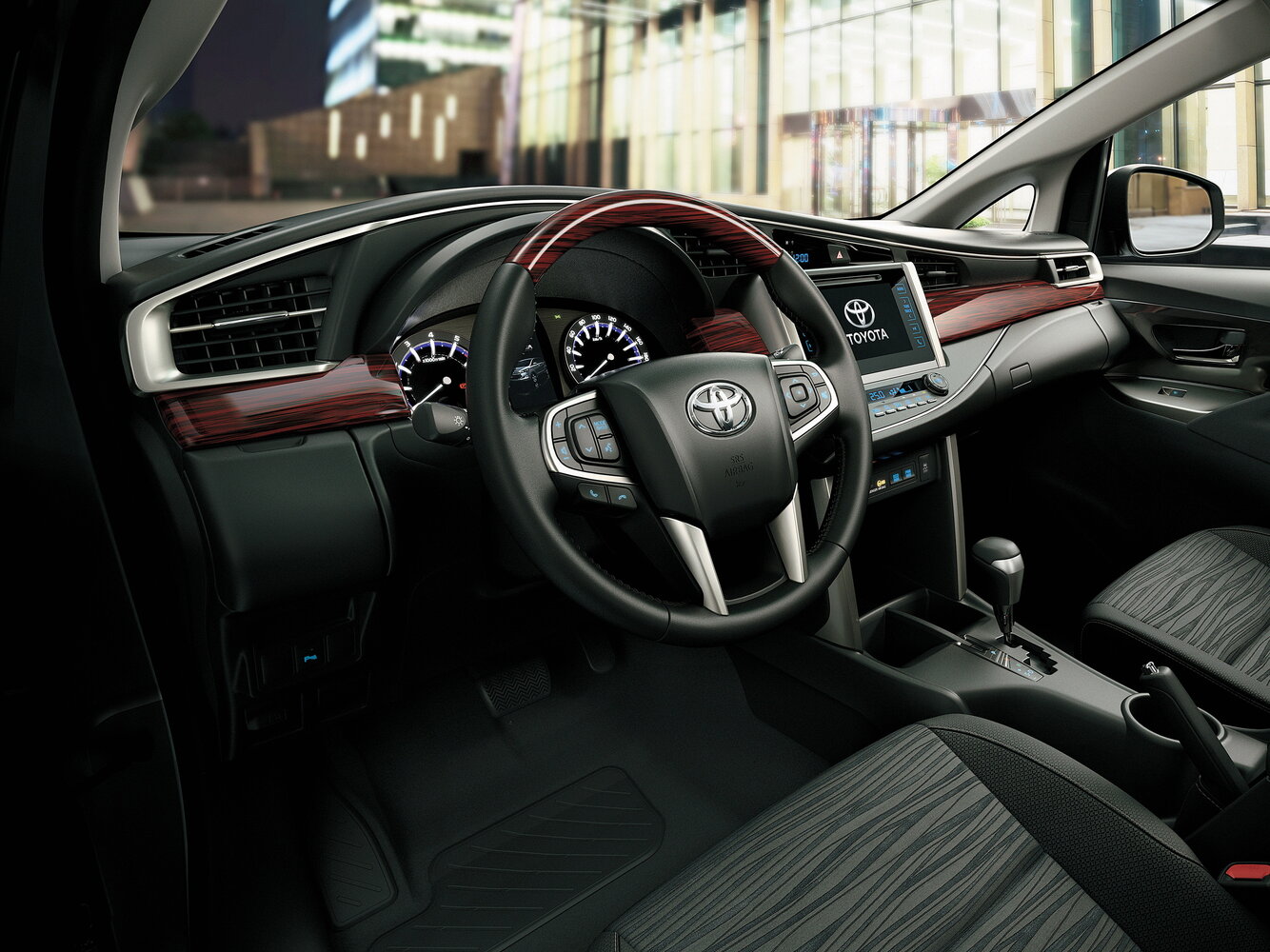 Toyota Innova II, 2015, фото 8