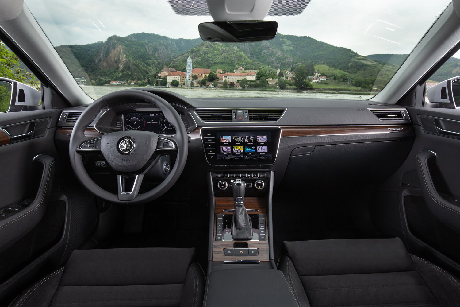 Skoda Superb III Рестайлинг, 2025, фото 16