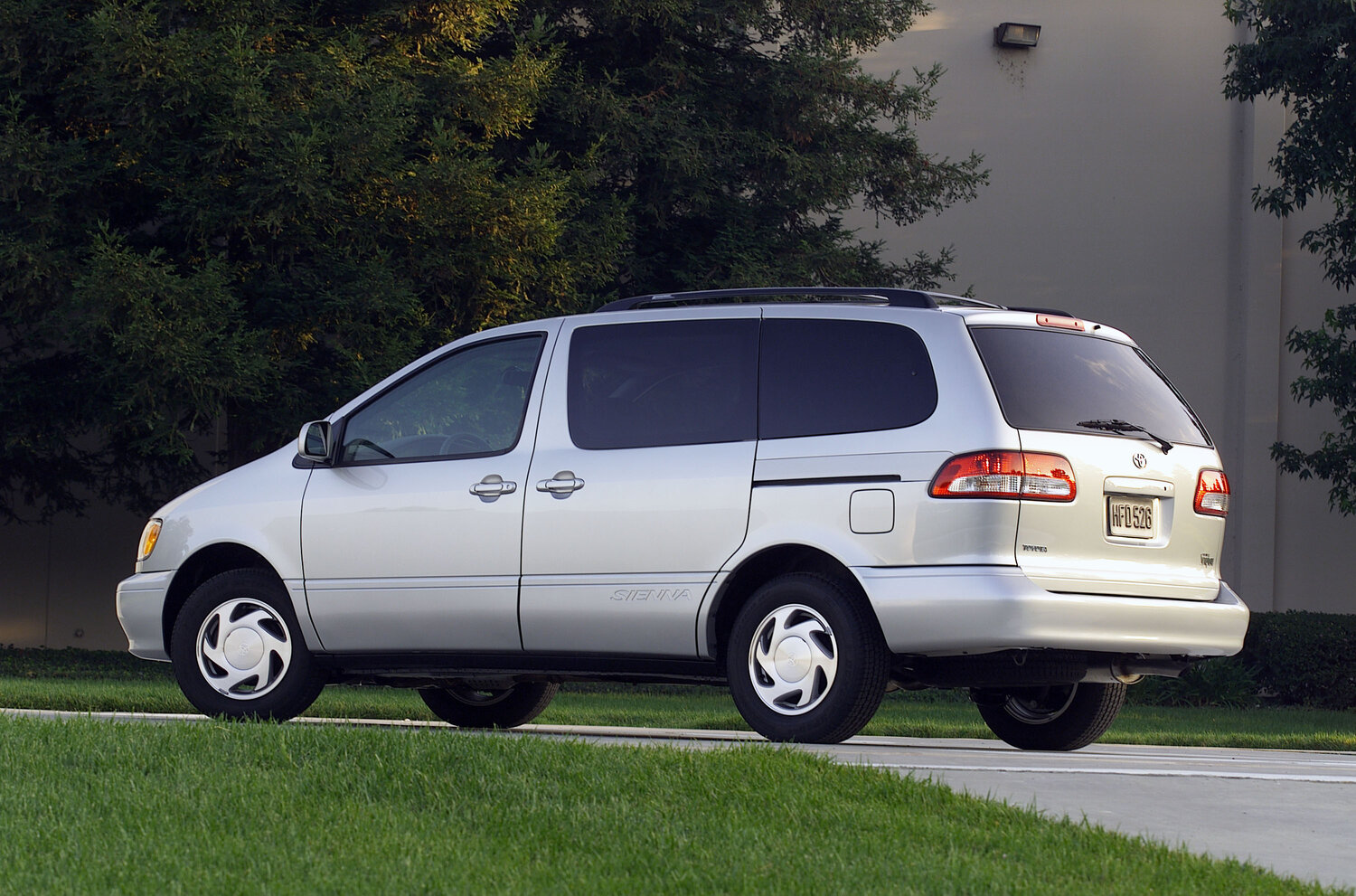 Toyota Sienna I Рестайлинг, 2000, фото 7