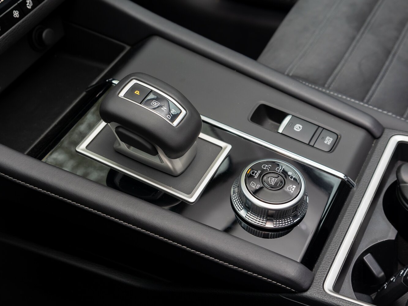 Mitsubishi Outlander IV, 2024, фото 16