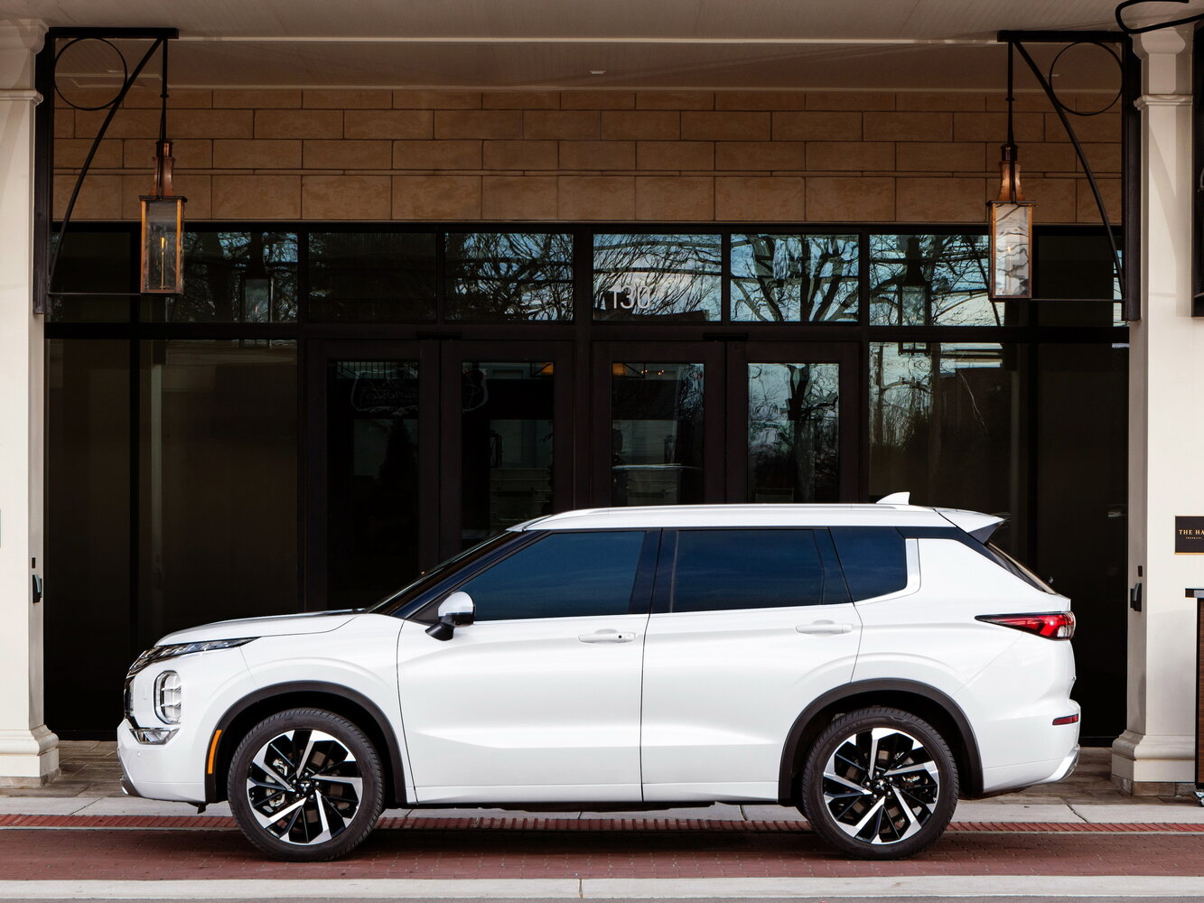 Mitsubishi Outlander IV, 2024, фото 6