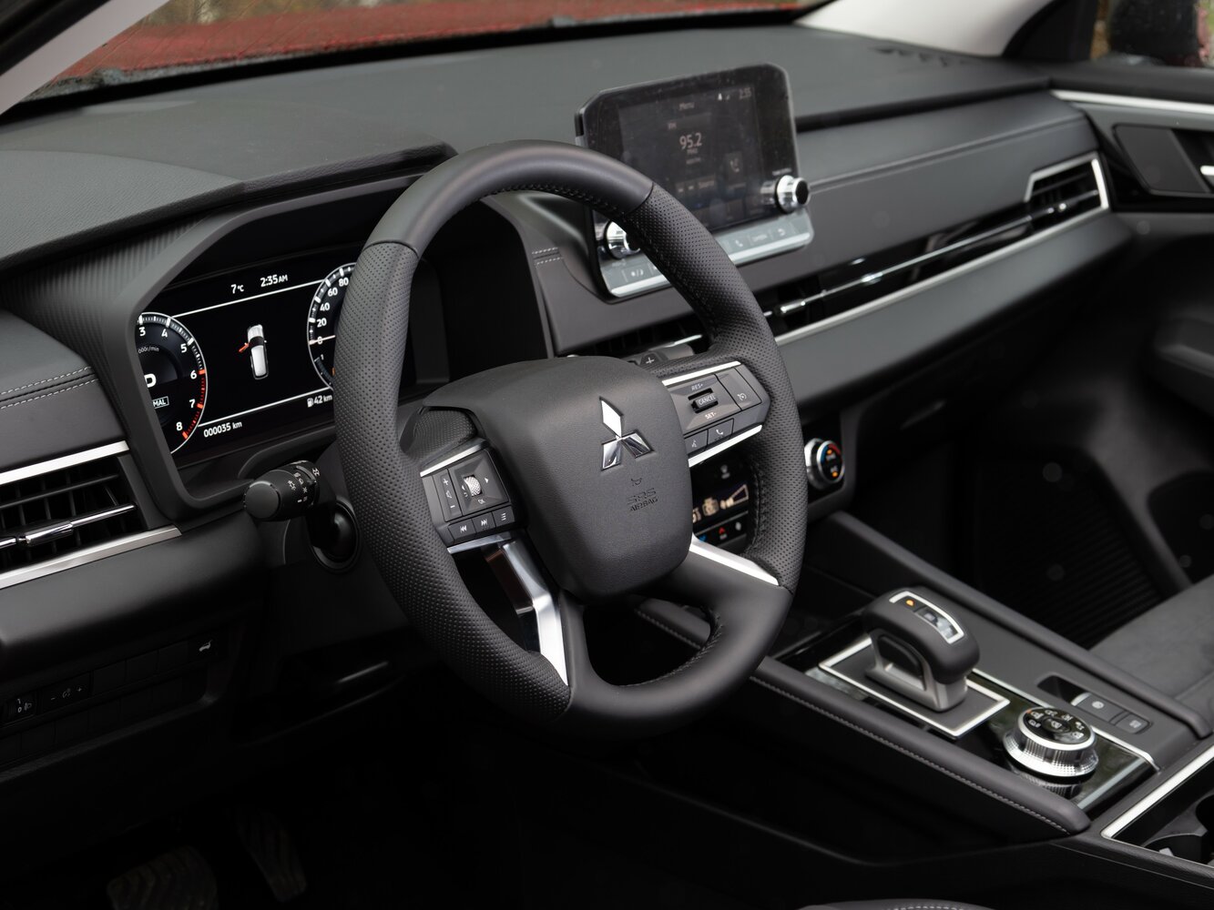 Mitsubishi Outlander IV, 2024, фото 22