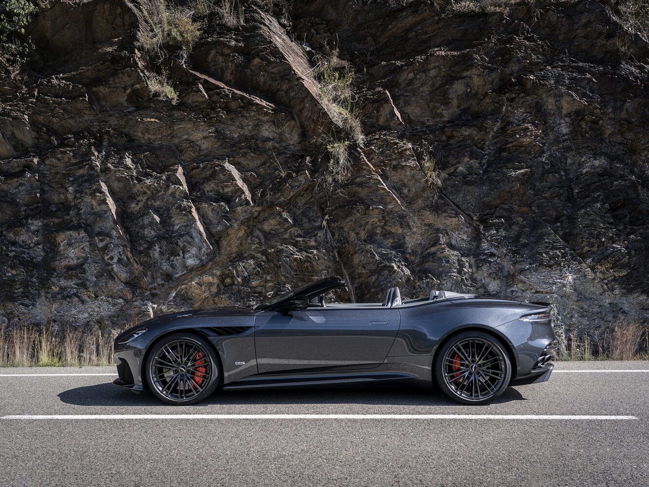 Aston Martin DBS III, 2024, фото 13
