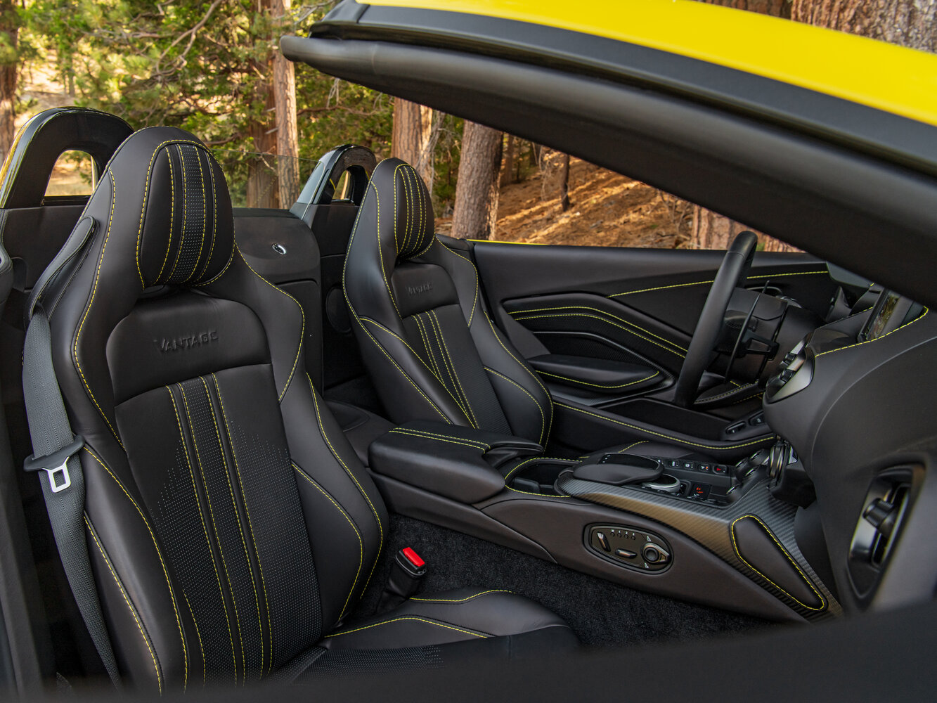 Aston Martin V8 Vantage IV, 2017, фото 5