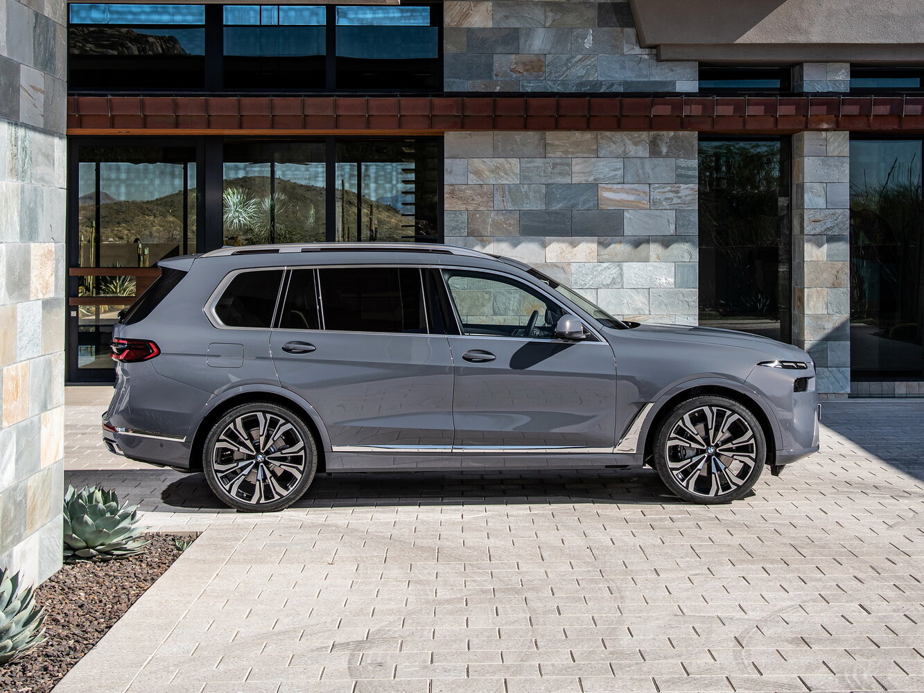 BMW X7 I (G07) Рестайлинг, 2024, фото 18