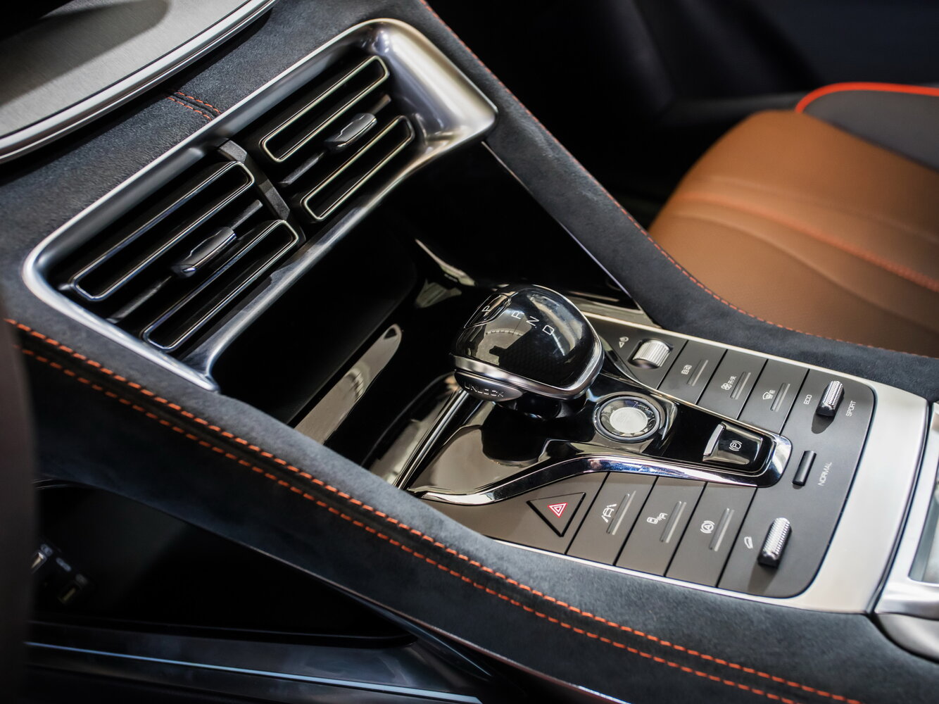 BYD Song Plus I, 2021, фото 4