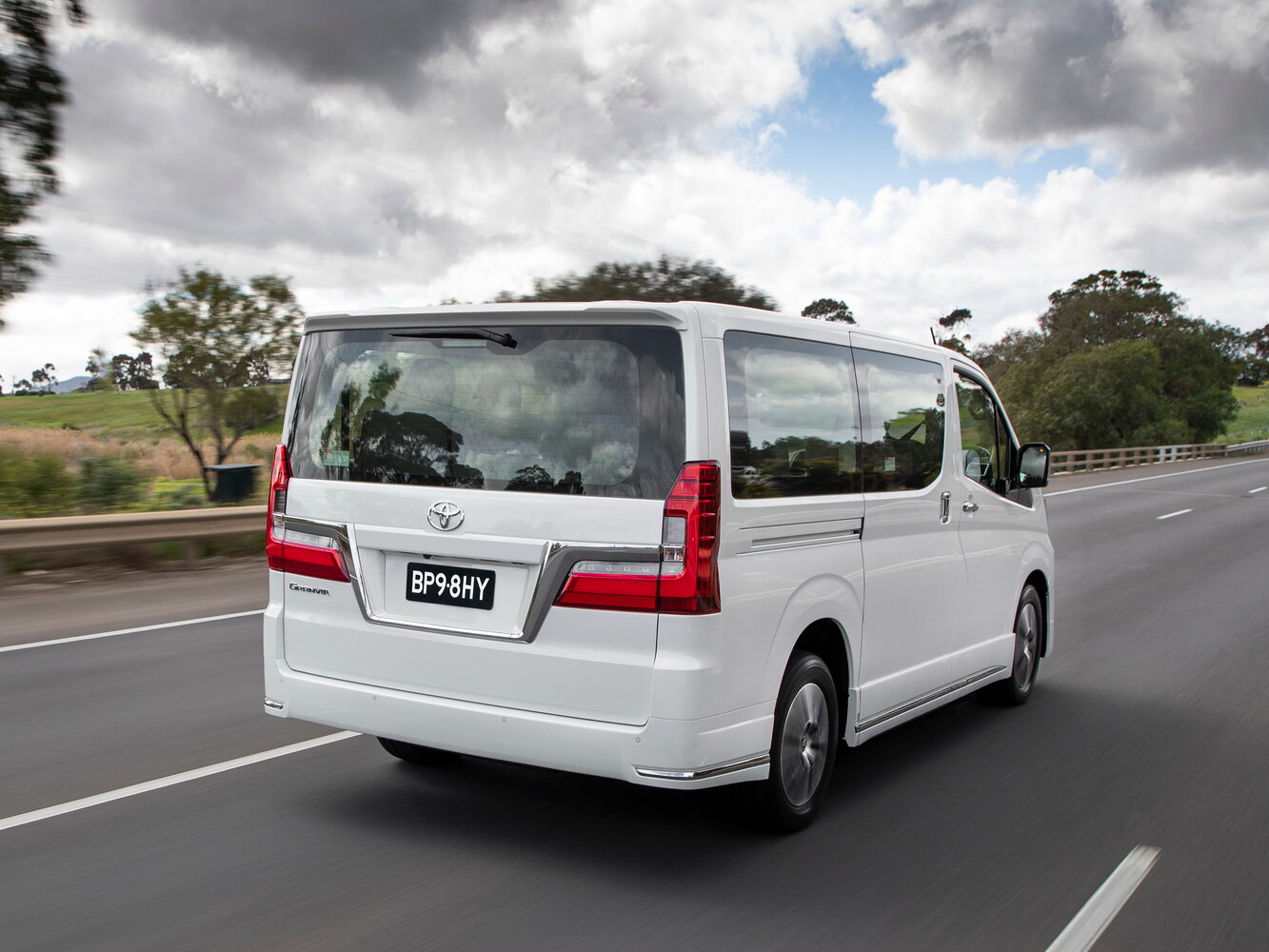 Toyota Granvia II, 2026, фото 8