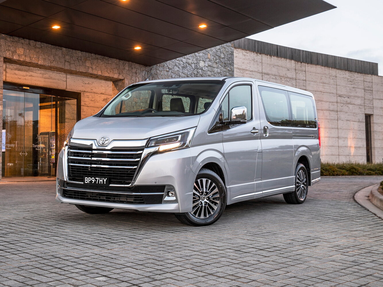 Toyota Granvia II, 2026, фото 5