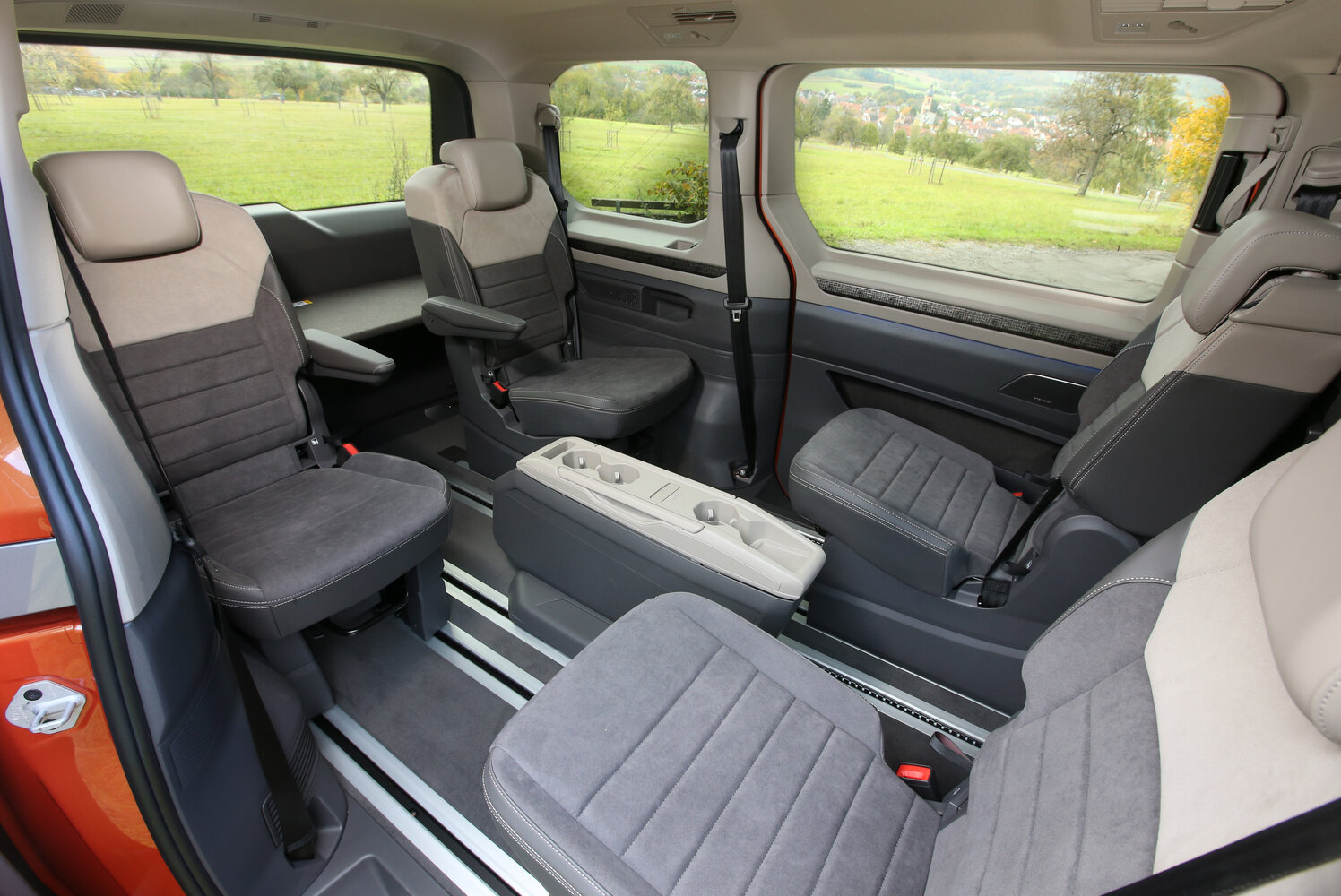 Volkswagen Multivan T7, 2021, фото 2