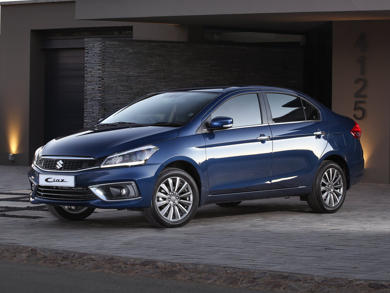 Suzuki Ciaz I Рестайлинг, 2022, фото 2