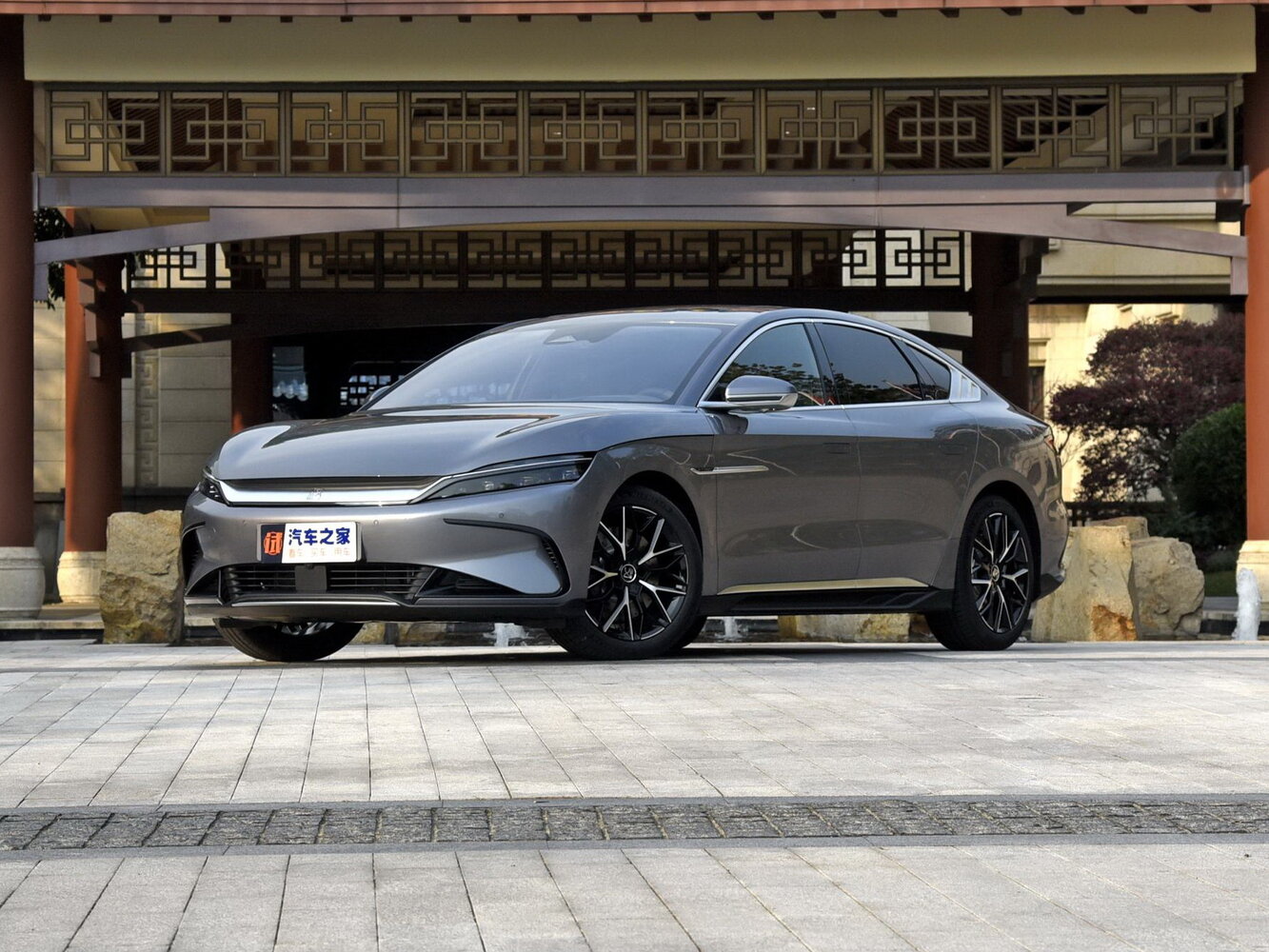 BYD Han I Рестайлинг, 2023, фото 11
