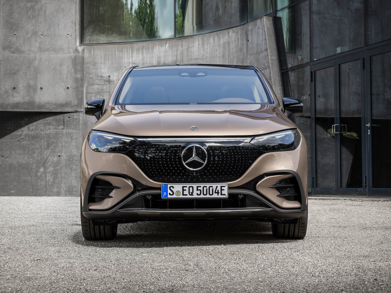 Mercedes-Benz EQE SUV, 2026, фото 3