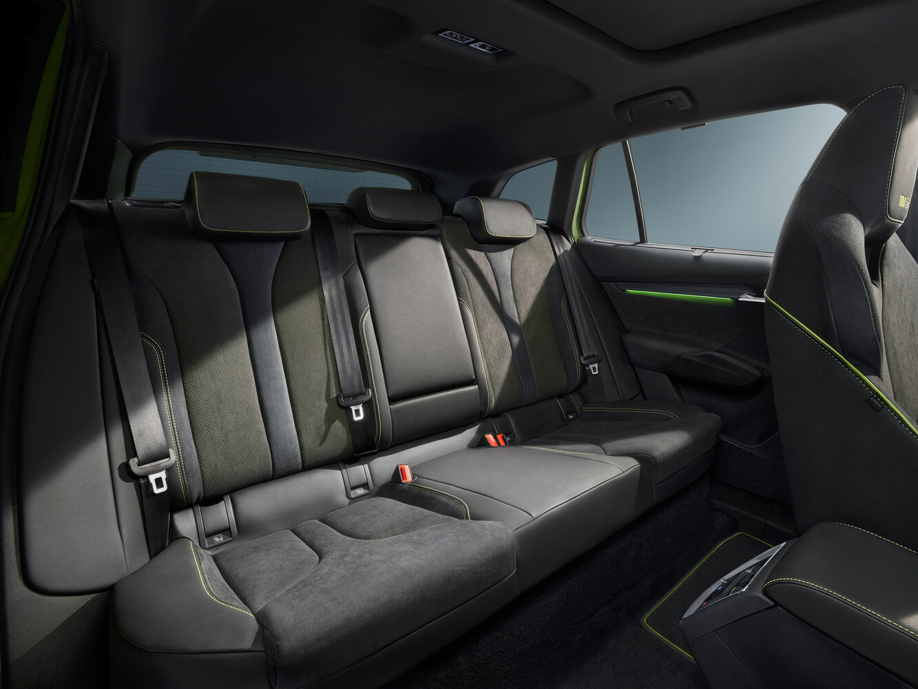 Skoda Enyaq RS I, 2025, фото 8