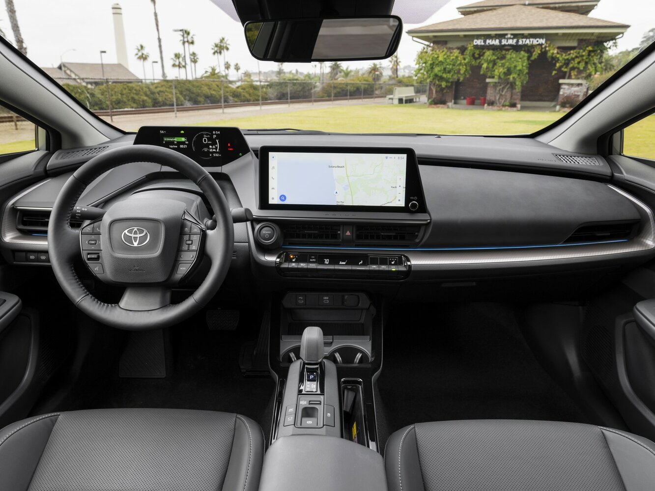 Toyota Prius V (XW60), 2025, фото 6