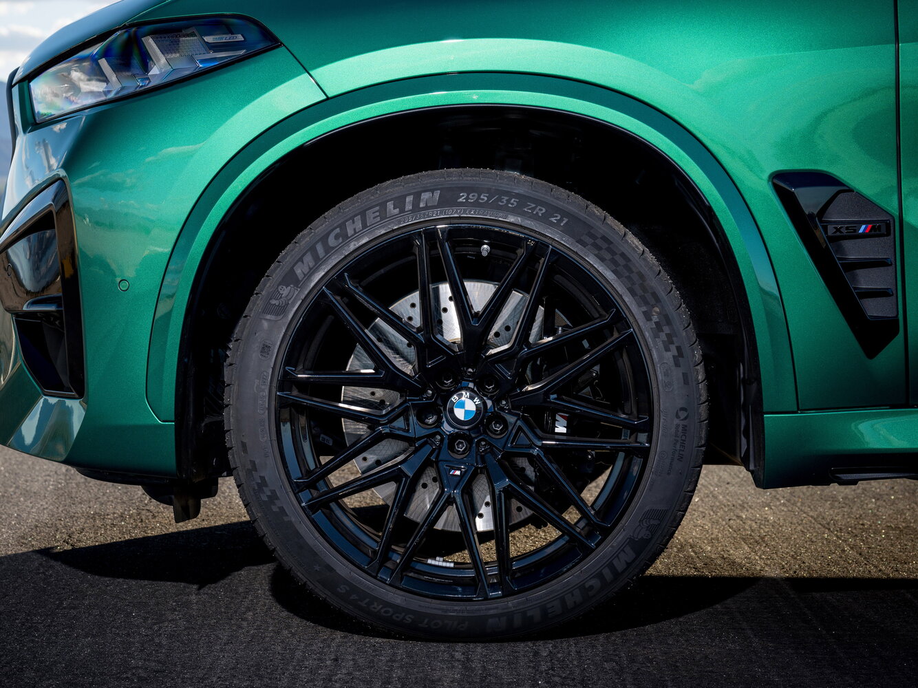 BMW X5 M III (F95) Рестайлинг, 2025, фото 12