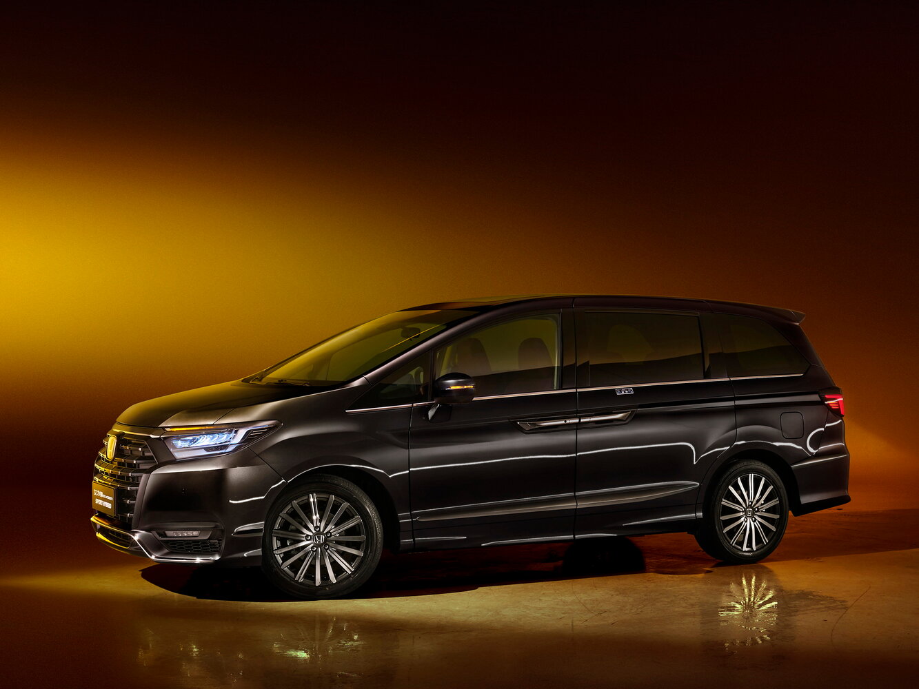 Honda Elysion II Рестайлинг 2, 2023, фото 4