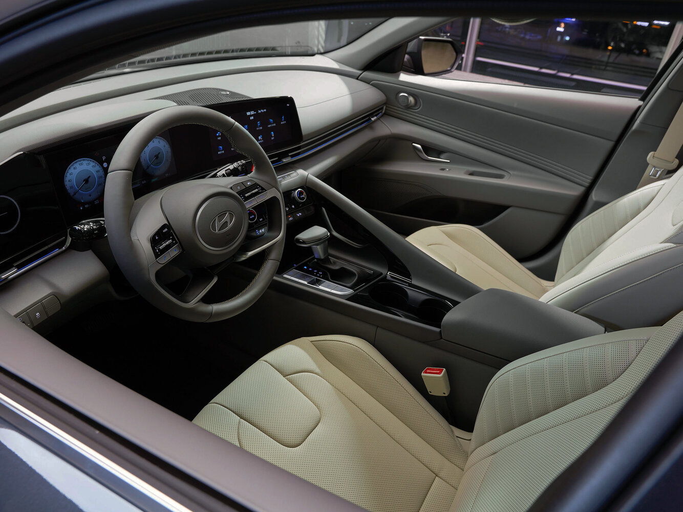 Hyundai Avante VII Рестайлинг, 2025, фото 5