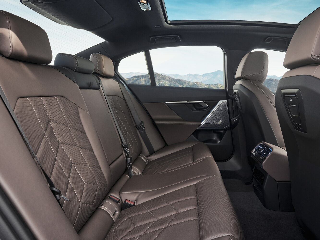 BMW i5, 2026, фото 6