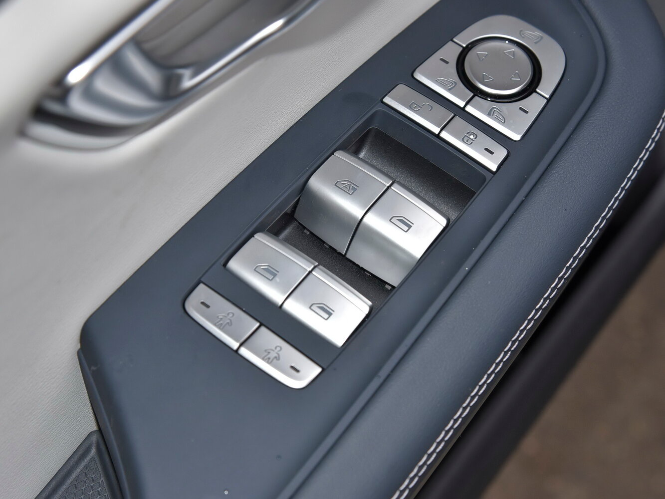 BYD E9, 2021, фото 7