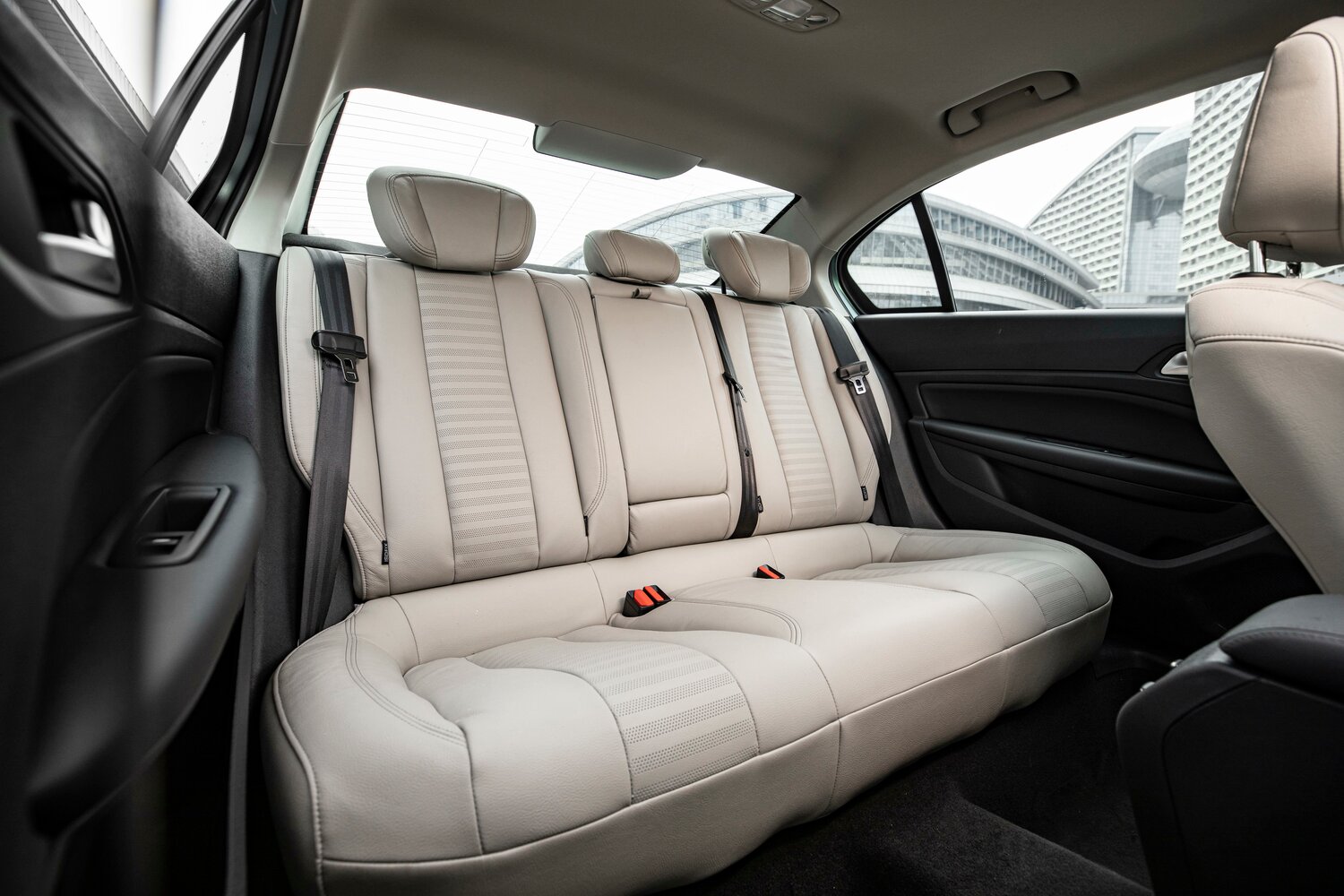 Peugeot 408 II Рестайлинг 2, 2025, фото 14