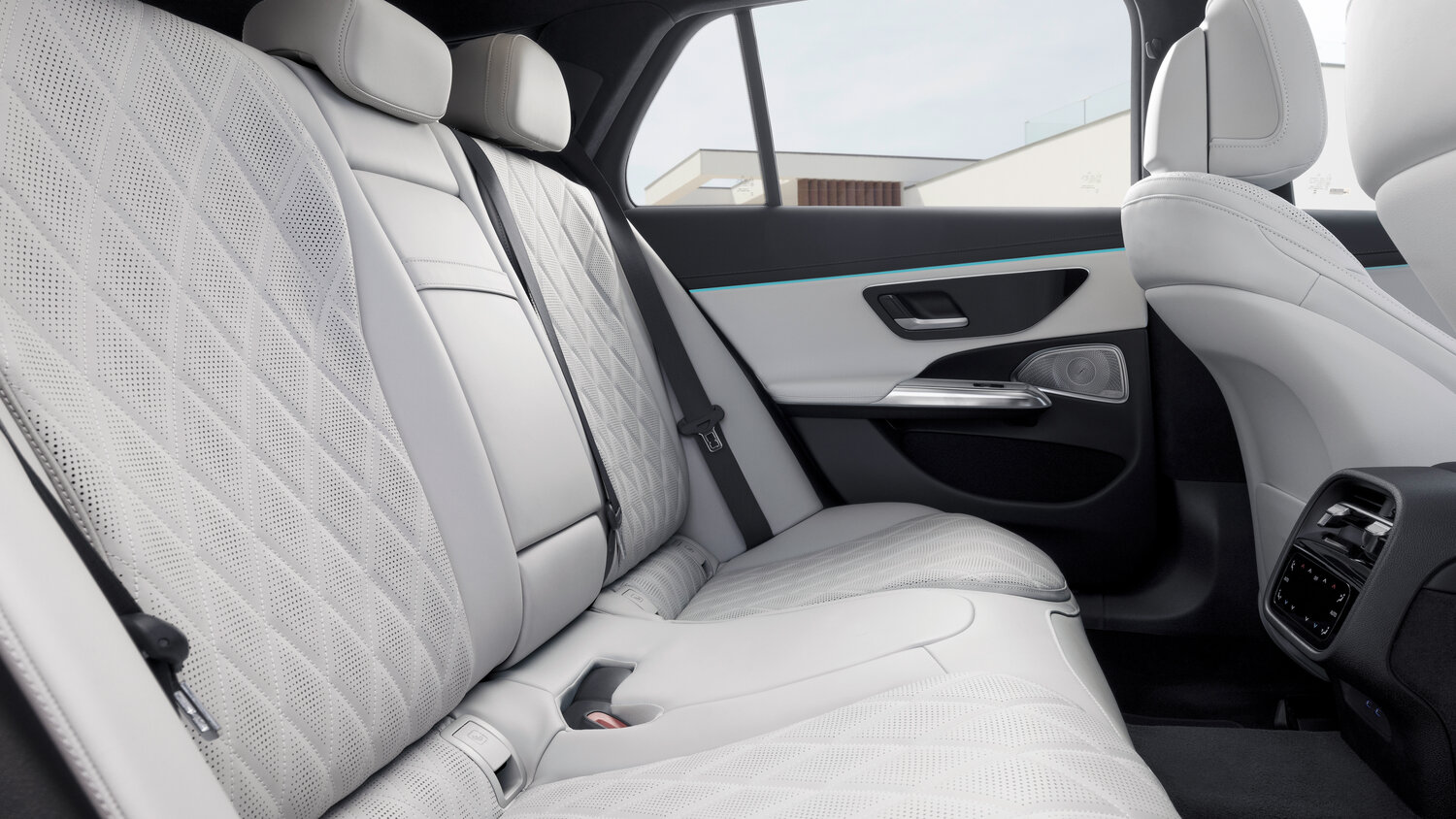 Mercedes-Benz E-Класс VI (W214, S214), 2023, фото 2