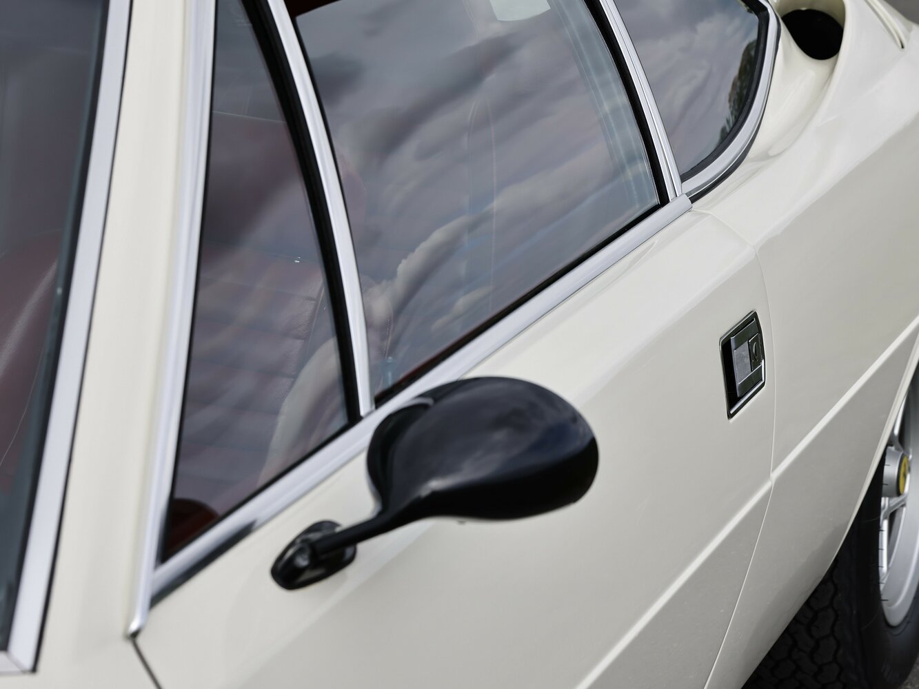 Ferrari Dino 208/308 GT4, 1977, фото 3