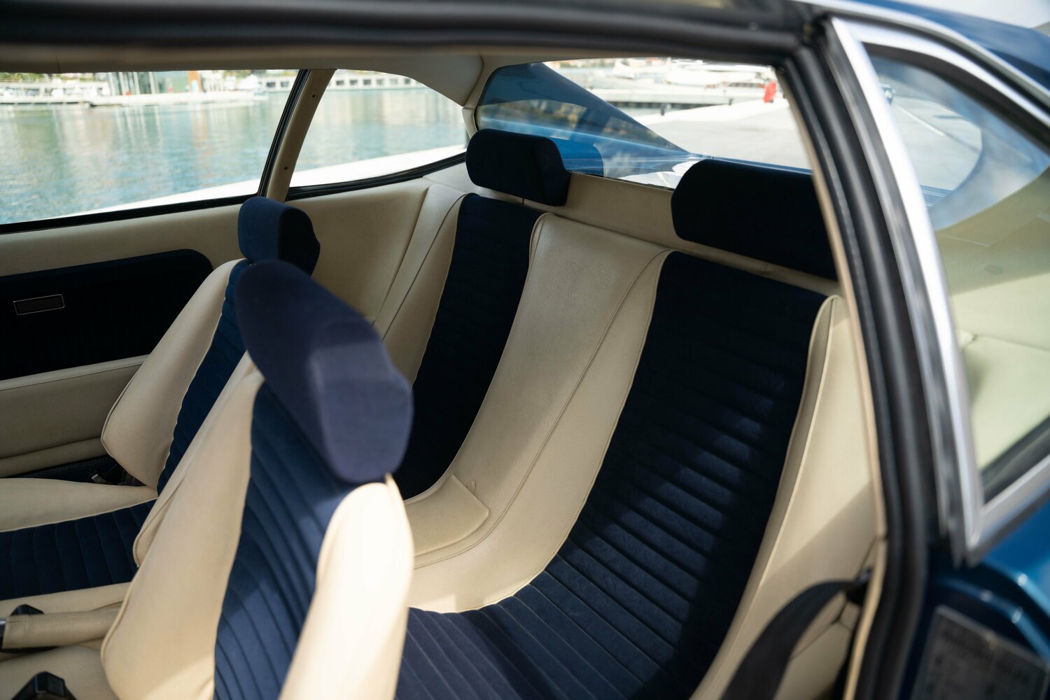 Ferrari Dino 208/308 GT4, 1977, фото 1
