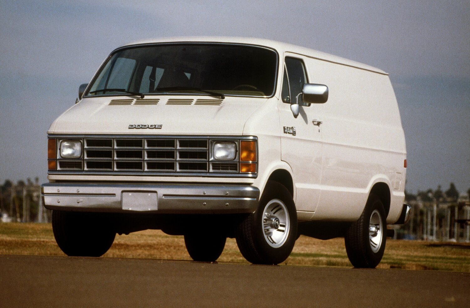 Dodge RAM Van II, 1980, фото 2
