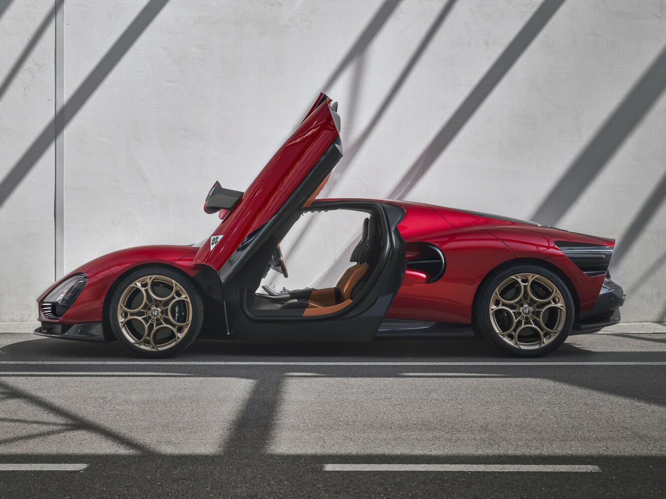 Alfa Romeo 33 Stradale, 2024, фото 13
