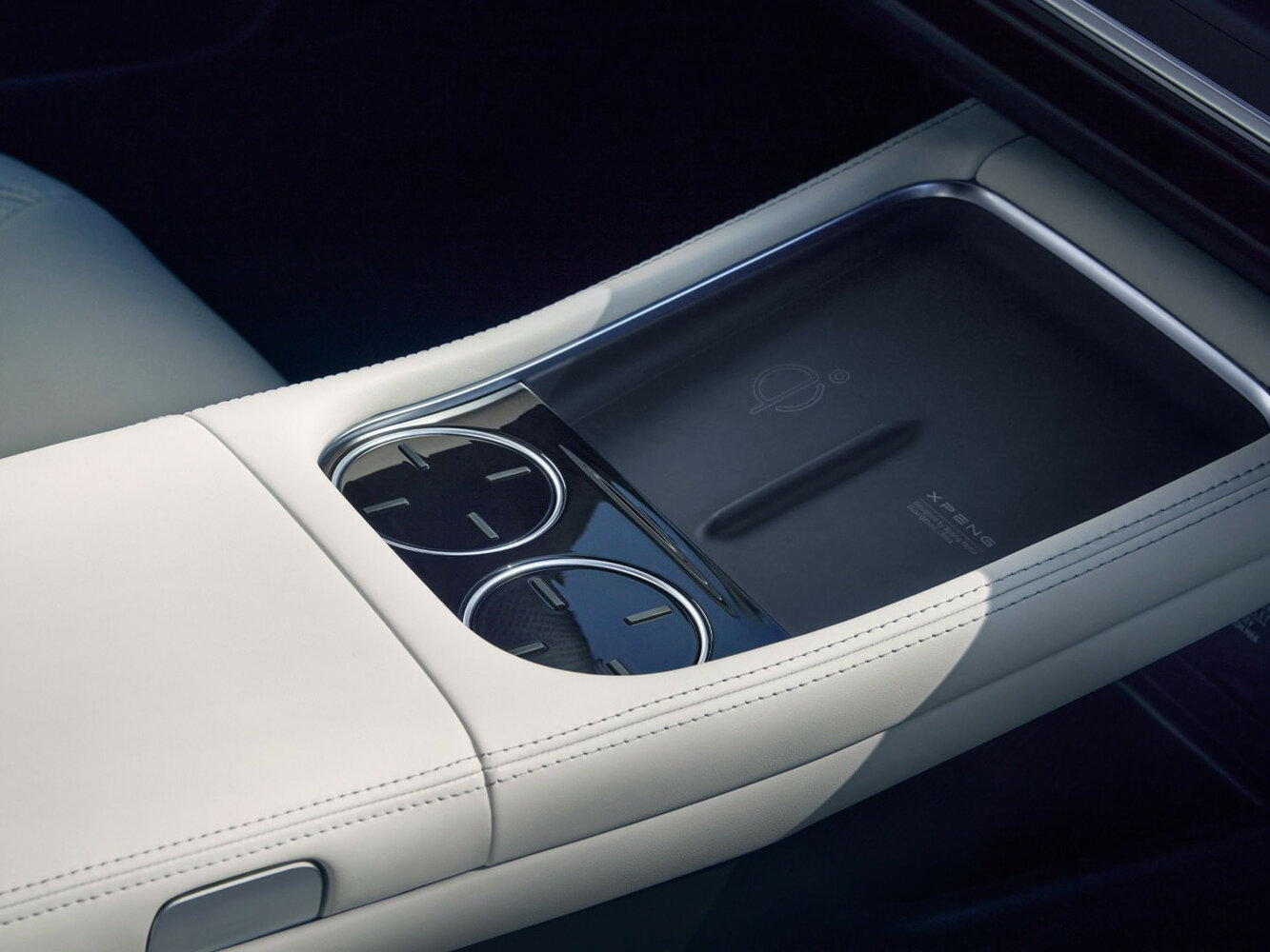 Xpeng P7i, 2023, фото 8