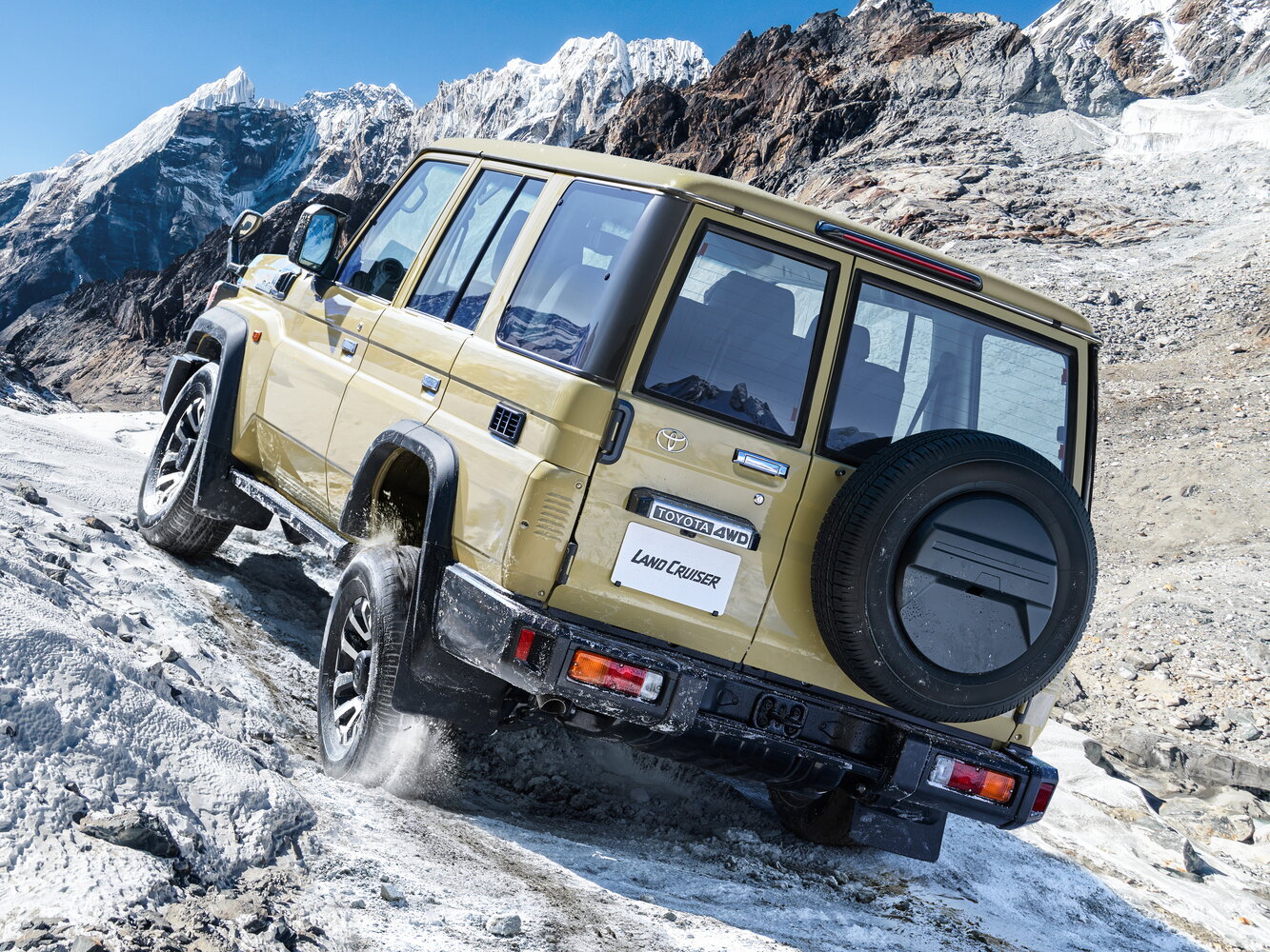 Toyota Land Cruiser 70 Series Рестайлинг 2, 2026, фото 4