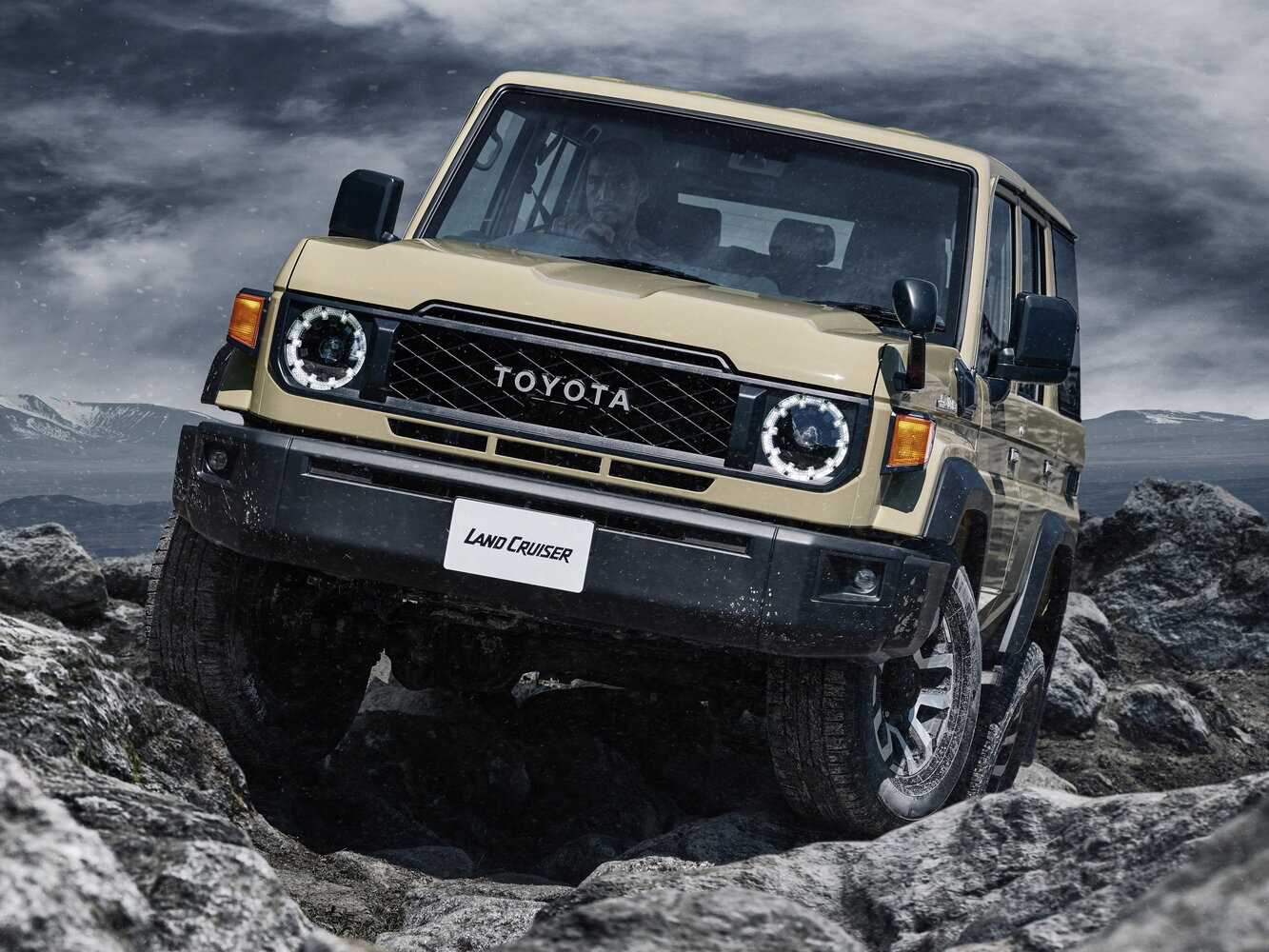 Toyota Land Cruiser 70 Series Рестайлинг 2, 2026, фото 3