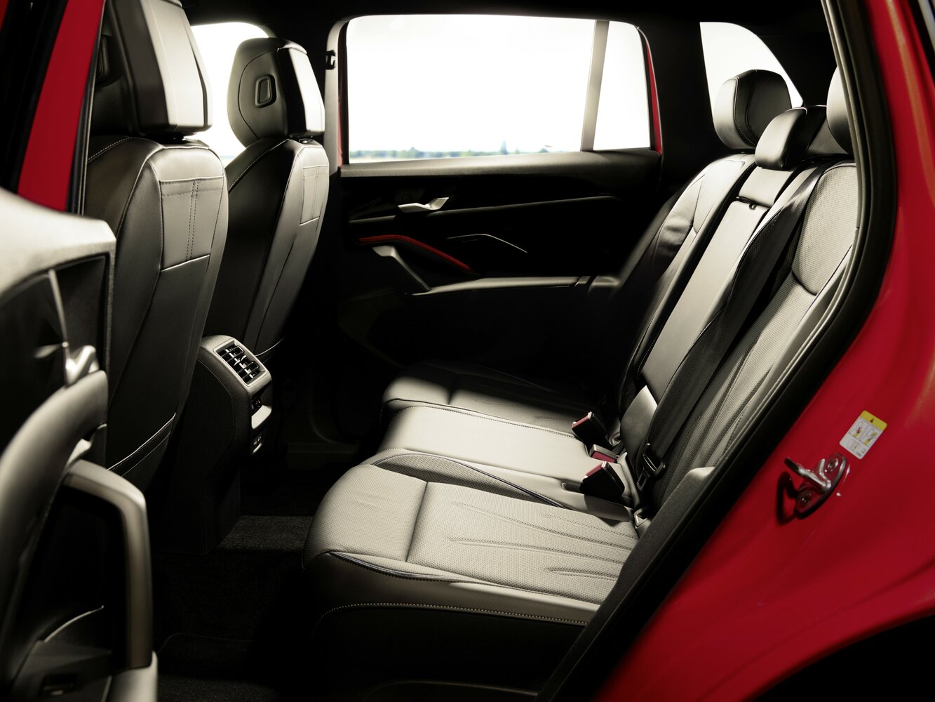 Volkswagen Tiguan III, 2025, фото 11