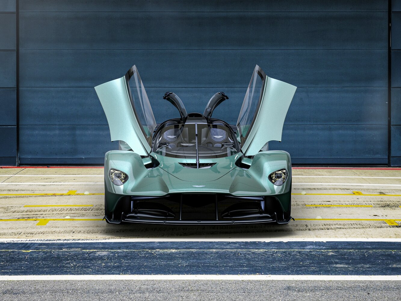 Aston Martin Valkyrie, 2023, фото 2