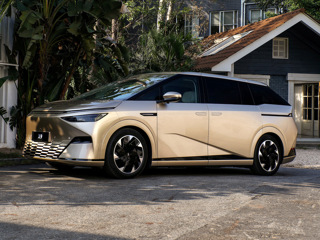 Xpeng X9 I, 2025, фото 10