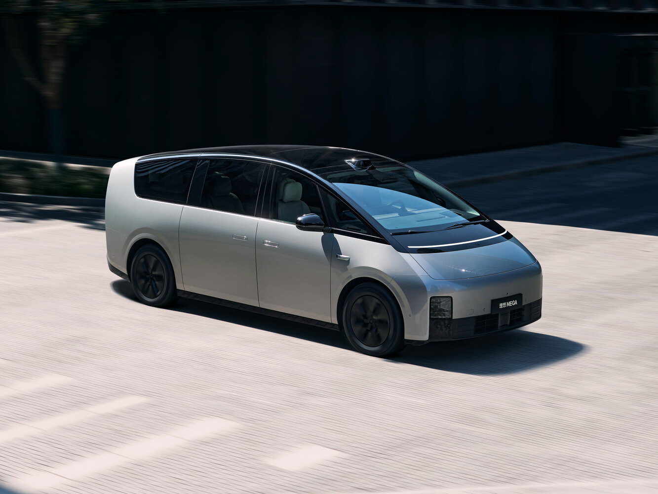 Li Auto (Lixiang) Mega, 2024, фото 3